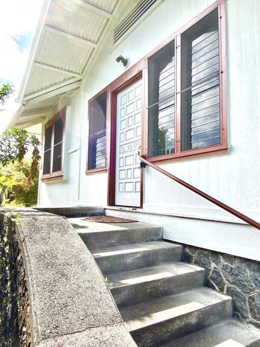 Your Hilo Homebase - Lovely 3 Bedroom In Heart Of Hilo With Ac! Extérieur photo