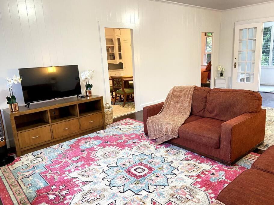 Your Hilo Homebase - Lovely 3 Bedroom In Heart Of Hilo With Ac! Extérieur photo