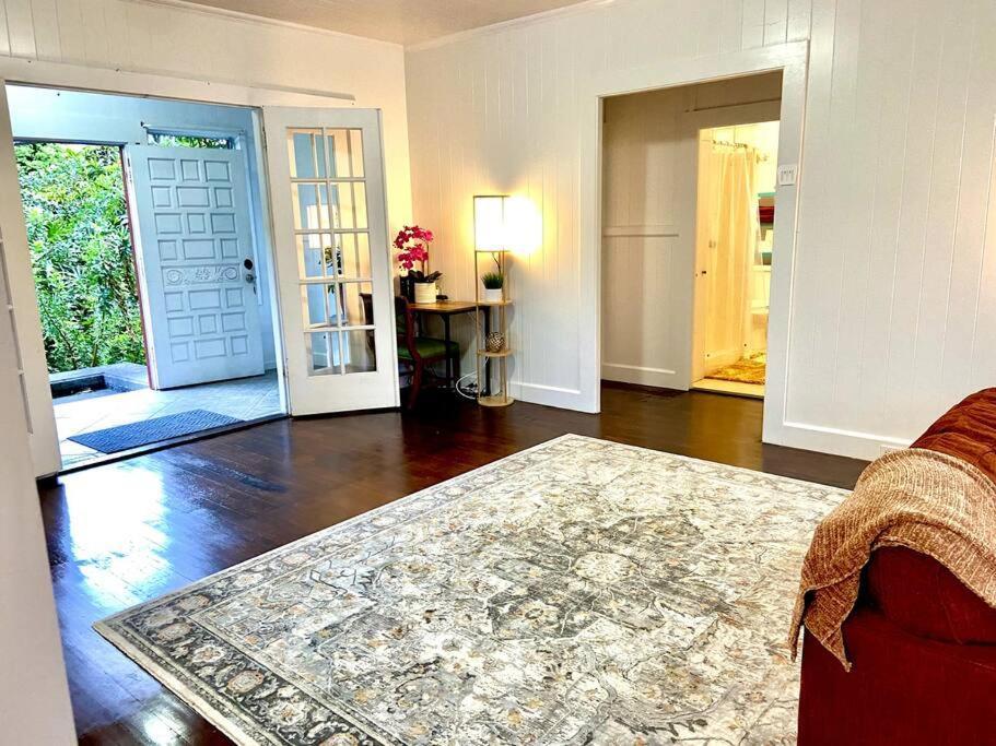 Your Hilo Homebase - Lovely 3 Bedroom In Heart Of Hilo With Ac! Extérieur photo