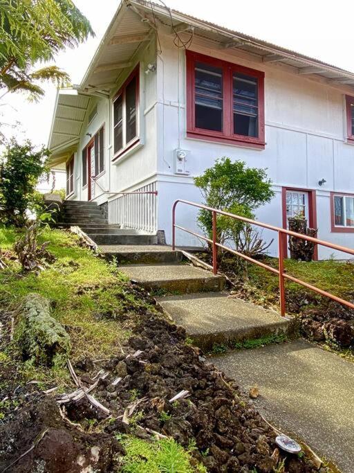 Your Hilo Homebase - Lovely 3 Bedroom In Heart Of Hilo With Ac! Extérieur photo