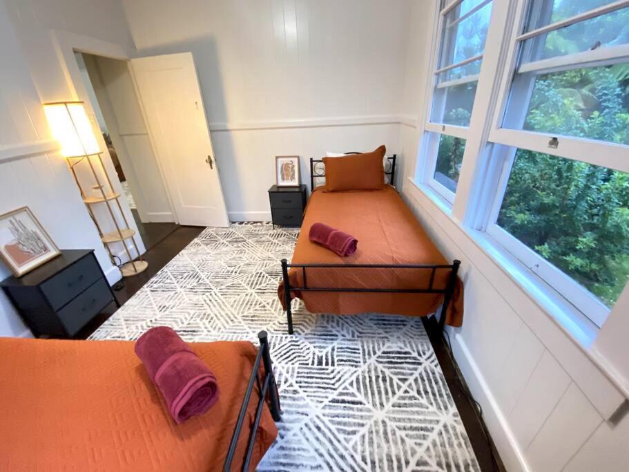 Your Hilo Homebase - Lovely 3 Bedroom In Heart Of Hilo With Ac! Extérieur photo